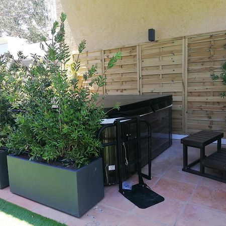 Le Clos De Saint Aygulf Room photo