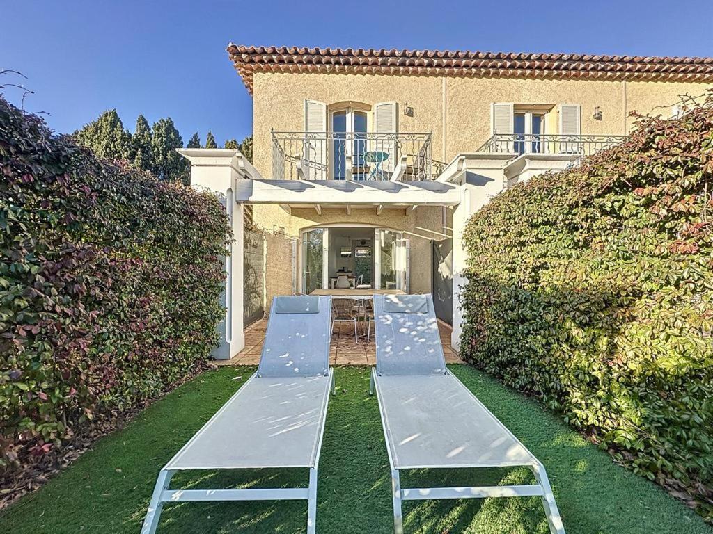 Le Clos De Saint Aygulf Exterior photo